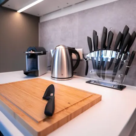 Apartament Design - Balkon - Induktionskochfeld - Zentral