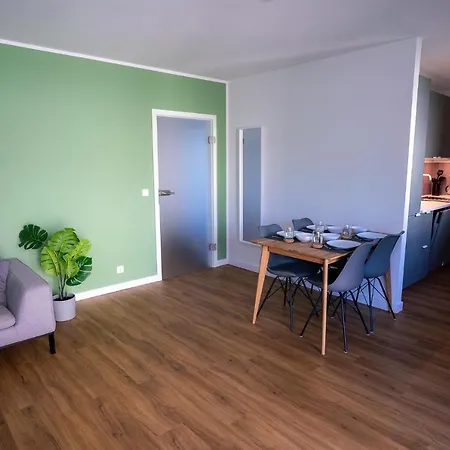 Appartement Design - Balkon - Induktionskochfeld - Zentral